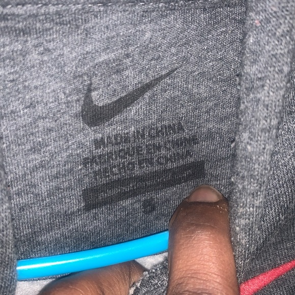 Nike Boys Hoodie - Picture 3 of 5